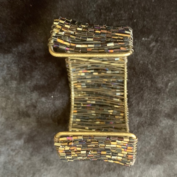 3/$10 🔆 Iridescent Beaded Cuff Braclet - Picture 3 of 8